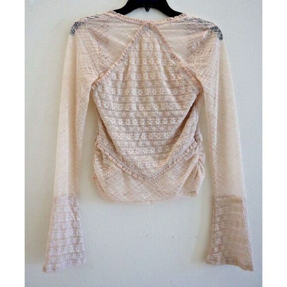 Free People OB1656955 Women's Sz S Cream L/S Lace My Party Top Blouse - Picture 2 of 8